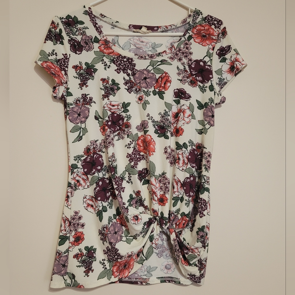 Ultra Flirt Floral Short Sleeve Top